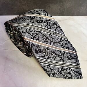 Pronto Uomo Silk Black and Silver Paisley 59” Tie